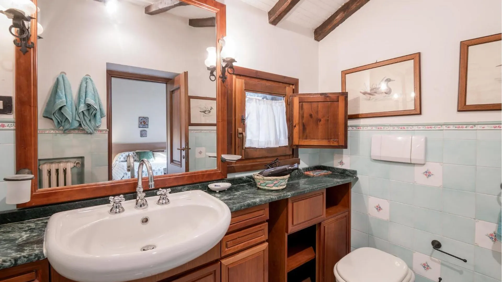 Cozy Home In Roma With Kitchen Rome
